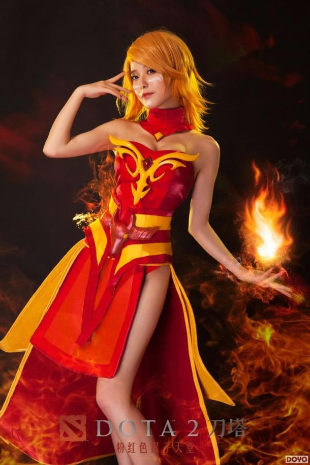 ��ü���ת��DOTA2 �ۺ�ȫ�»�ŮCOS�ع�