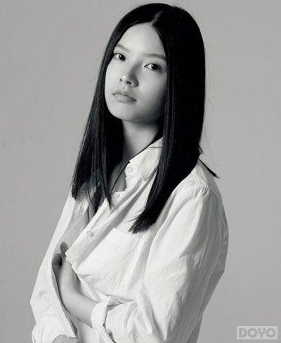 ����Ů��!���ڰ�֮�⡷����Χ��У��