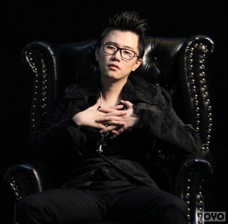 ����MISSЯ�ִ��ԡ���Ԩ�� LOL��DOTA�Ķ�����_��վ